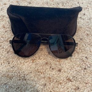TOM FORD Authentic SUNGLASSES